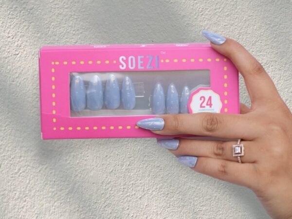 Nail Glue Fast Drying Adhesive for Glue-On Nails & Repairs with Nozzle Tip Applicator