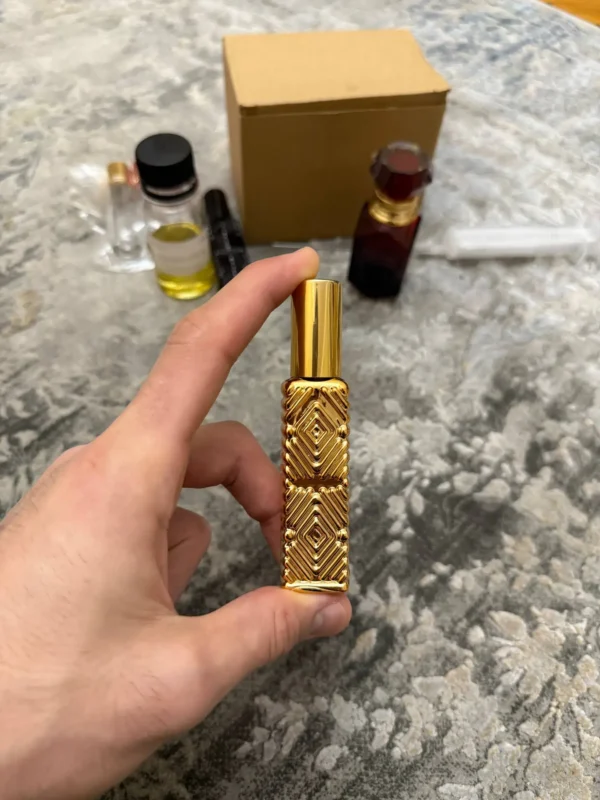 photo_2025-12-09_19-47-50 Bold new scent (Ettar) now on sale!